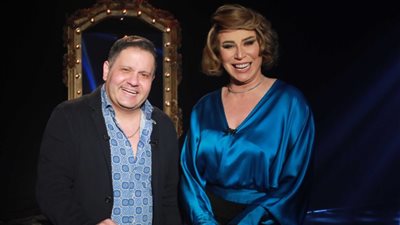 الفنان إدوارد: “غيرت طائفتى المسيحية للأرثوذكسية علشان بحب مراتي” (فيديو)