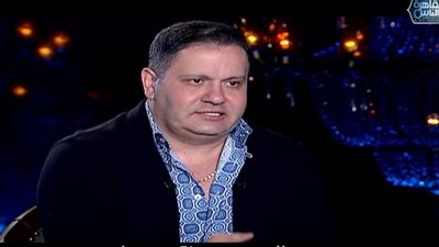 اليوم.. إدوارد ضيف إيناس الدغيدي في شيخ الحارة والجريئة.. فيديو