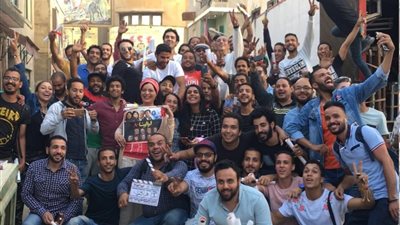 احتفال هبة عبد الغني وفريق عمل مسلسل ليالينا 80 بانتهاء التصوير (صور)