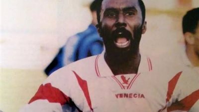 أحمد الكاس يحتفل بذكرى دخوله نادي المائة مع الزمالك