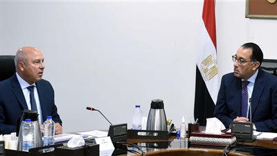الحكومة: إنشاء 51 كوبري جديدا بديلا عن 212 معدية واستبدال 384 مرسى بكباري