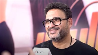 أكرم حسني: مبفكرش في البطولة المطلقة.. وأصبحت ناضجًا في اختياراتي