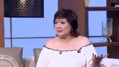 محرم فؤاد ضربني بسبب مكالمتي لحبي القديم ومنعني من العمل في الغول.. أبرز تصريحات عايدة رياض ببرنامج الستات