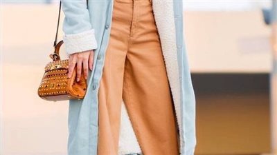 داعية إسلامي: صلاة المرأة بالبنطال الضيق صحيحة مع الكراهية