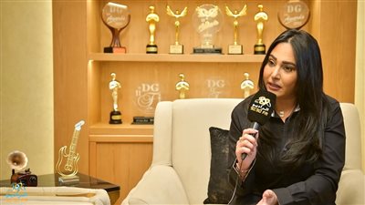 رحاب الجمل: فيفي عبده سبب دخولي التمثيل.. قالتلي خدي الطريق الشرعي والأسرع 