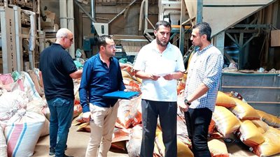 ضبط 15 طن أسمدة زراعية وأعشاب مجهولة المصدر بالبحيرة