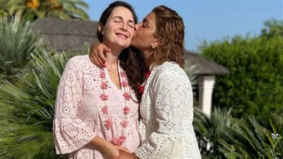 أصالة تدعم ابنتها بعد غلق عيادتها: مرينا بامتحانات صعبة.. وبنتي النور اللي مضوي حياة آلاف البشر وأنا منهم