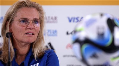 حقيقة تولي سارينا ويجمان تدريب منتخب إنجلترا للرجال