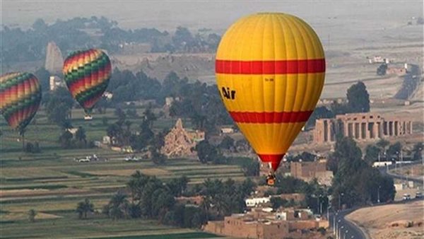 بالون طائر - أرشيفية