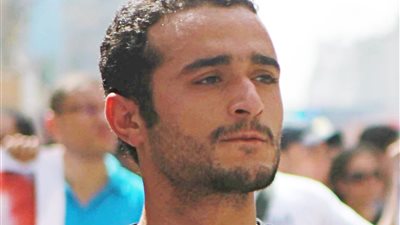 بعد قرار الرئيس بالإفراج عنه.. أبرز المعلومات عن الناشط السياسي أحمد دومة؟