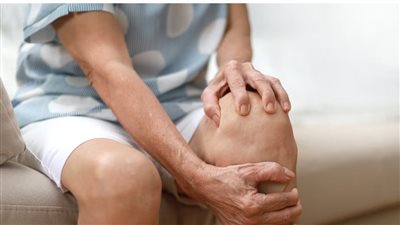 ما هو التهاب المفاصل الروماتويدي وأعراضه؟