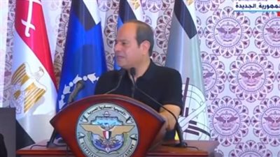 السيسي: من يتولى الوظائف يجب أن يكون جديرًا بالمسؤولية.. ونساهم في تأهيل الكوادر لمدة 6 أشهر