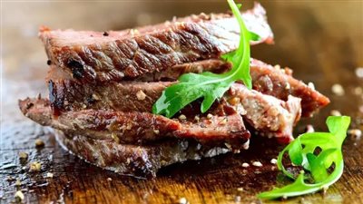 البروتين الحيواني يوفر نسبة عالية من الأحماض الأمينية بعكس النباتي| دراسة