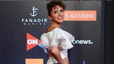 انجذبت لـ أحمد داود بسبب ريحته وساندت الأمهات بوجهة مظر.. محطات في حياة علا رشدي بعيد ميلادها