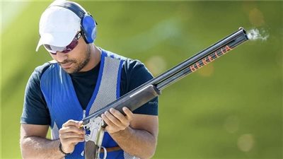 اللجنة الأولمبية تهنئ اتحاد الرماية بحصول عزمي محيلبة على برونزية العالم