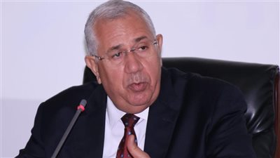 الزراعة في أسبوع | توزيع العقود المؤمنة للمنتفعين بالأراضي الزراعية في سيناء