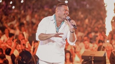 تبرع بجزء من أرباحها لصالح غزة.. أسعار تذاكر حفل عمرو دياب في دبي