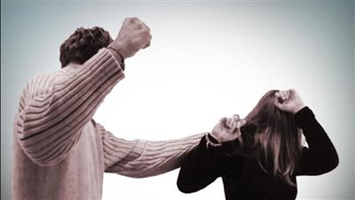 بلاغ ضد أستاذ جامعي بطب عين شمس بتهمة التعدي على زوجته وابتزازها