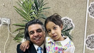 جمال شعبان يعلن شفاء حبيبة بائعة المترو بعد نجاح عملية القلب المفتوح