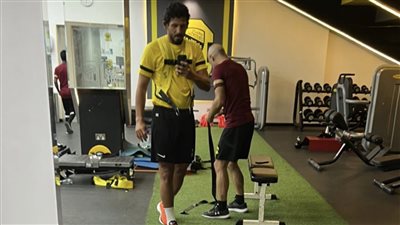 أحمد حجازي يعود لـ تدريبات اتحاد جدة ويواصل التأهيل