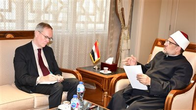 وزير الأوقاف لسفير السويد: حرق المصحف مستفز للمسلمين.. ولا يمكن التسامح في الإساءة للقرآن أو الرسول