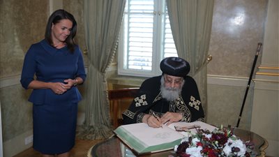 نشكرك على الاحتفال بعيدنا القومي.. رئيسة المجر تستقبل البابا تواضروس الثاني | صور