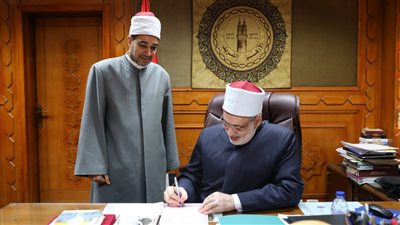 وكيل الأزهر يعتمد نتيجة الشهادة الثانوية الأزهرية للمعاهد الخارجية لدولتي إندونيسيا والصومال