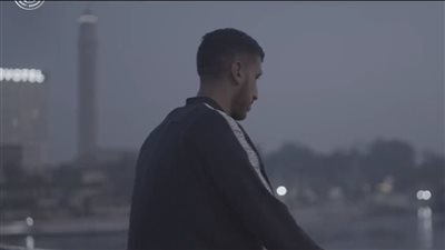 من الأهرامات إلى برج إيفيل.. باريس سان جيرمان يبهر الجميع بتقديم يحيى خالد | فيديو