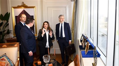 وزيرة الهجرة تستقبل نظيرها البريطاني لبحث تبادل الخبراء بالمجال العلمي والاستثمار الزراعي