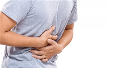 تحذير من الصحة بشأن الإكثار من تناول الفسيخ والأطعمة المعلبة.. وتعلن بروتوكول التعامل مع حالات التسمم 