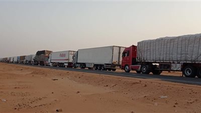 لخدمة الشاحنات.. النقل تبدأ في إنشاء منطقة خدمات بمنفذي أرقين وقسطل