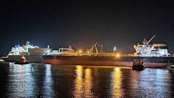 ناقلة الغاز الطبيعي