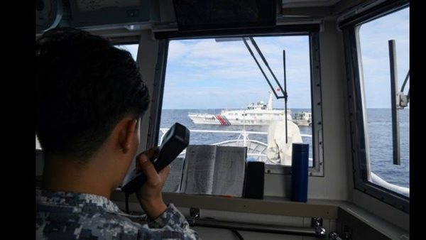 مطاردة بين سفن صينية