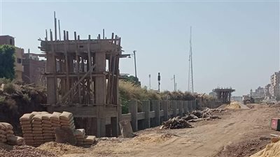 محافظ المنيا يشدد على المتابعة الميدانية لسير العمل في المشروعات الخدمية