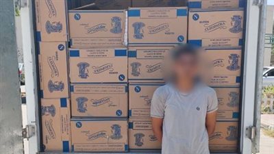 مباحث القاهرة تضبط 50 ألف علبة سجائر مجهولة المصدر بحوزة سائق سيارة نقل بالقاهرة
