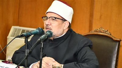 وزير الأوقاف يشدد على تنظيف المساجد وتكثيف الأنشطة الدعوية