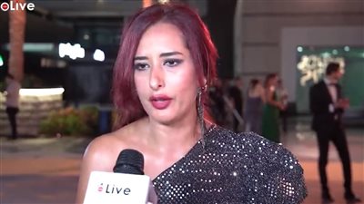 مي كُريم زوجة خالد الصاوي: الفنان من حقه يتكرم لأنه بيشقى وبيتعب والتمثيل بياخد جزء من عمره 