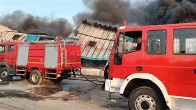 انتداب المعمل الجنائي لفحص أسباب حريق نشب في محل بشبين القناطر