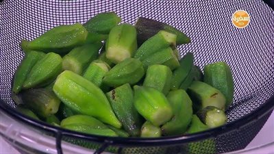 زي الفريش.. طريقة تخزين البامية للشيف نجلاء الشرشابي