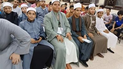 رئيس المعاهد الأزهرية يوجه برفع مستوى الطلاب الموهوبين خلال المعسكرات الصيفية