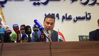 حسام البدري: الأهلي يحتاج لمهاجم.. ولم أتفاجأ برحيل سيد عبد الحفيظ