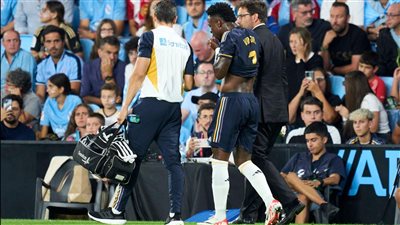 ريال مدريد يوضح آخر تطورات إصابة فينسيوس في بيان رسمي