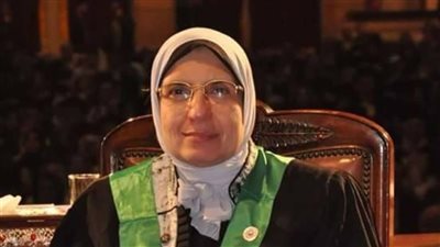تكليف الدكتورة حنان علي للقيام بأعمال عمادة كلية الاقتصاد والعلوم السياسية بجامعة القاهرة