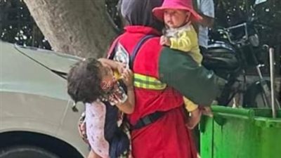 أخيرًا جبت بوتاجاز.. فاعلو الخير يتكفلون بسداد ديون عاملة النظافة جامعة القمامة بابنتيها | بث مباشر