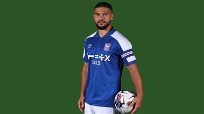 إيقاف سام مرسي لاعب إبسويتش تاون الإنجليزي مباراة واحدة 