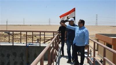 محافظ الفيوم يتفقد الأعمال الإنشائية بمحطتي الصرف الصحي بمركز يوسف الصديق