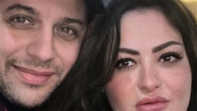 زوجة مصطفى قمر: مكانش بينام بسبب فيلم أولاد كريم ومخدش رأي حد لإنه قيادي 