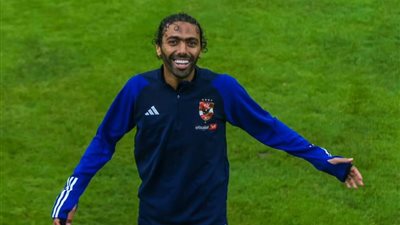 فتوح ونجوم الأهلي في افتتاح ملعب حسين الشحات