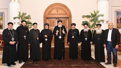 البابا تواضروس يستقبل لجنة الإشراف على احتفالات مولدي ميت دمسيس والسيدة العذراء بمسطرد 