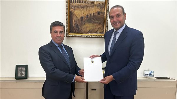 السفير خالد منزلاوي